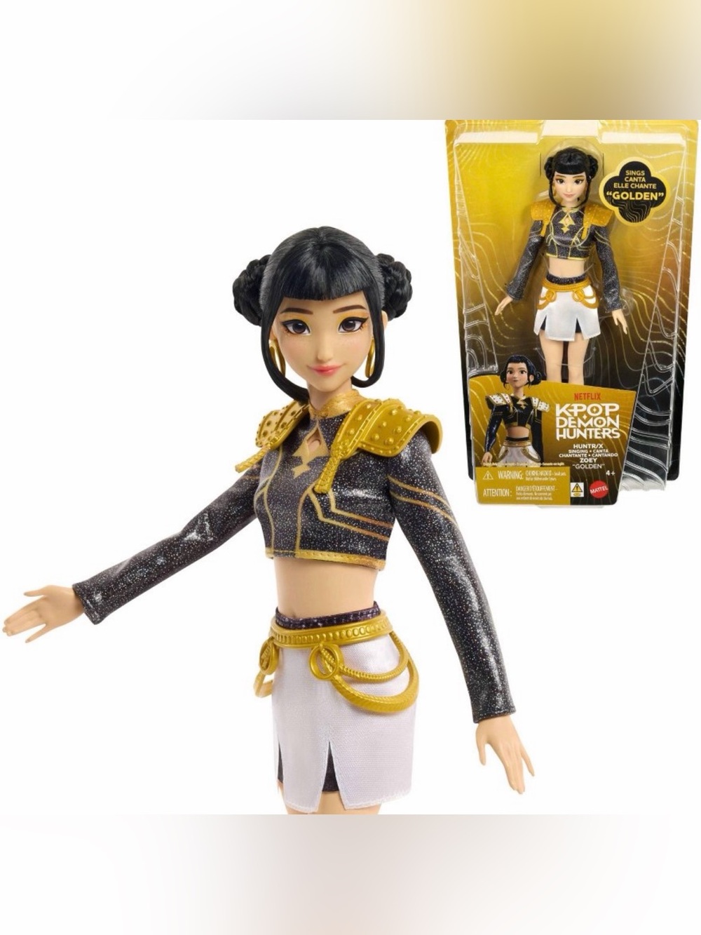 KPop Demon Hunters HUNTR/X Zoey Golden Singing Doll in Removable Outfit